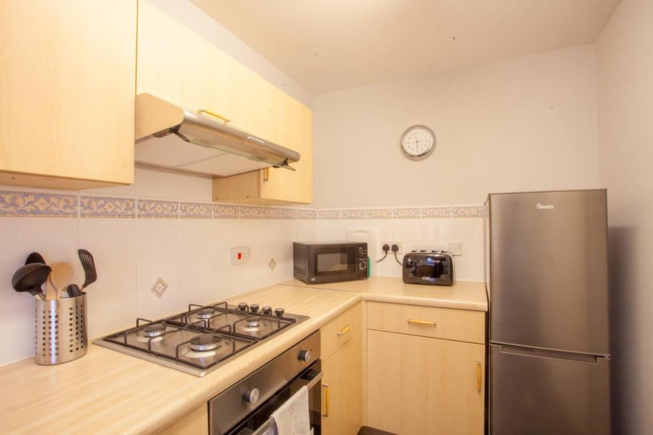 Well Located Two Bed Flat Near Hydro & Secc Hotel Glasgow Exterior foto